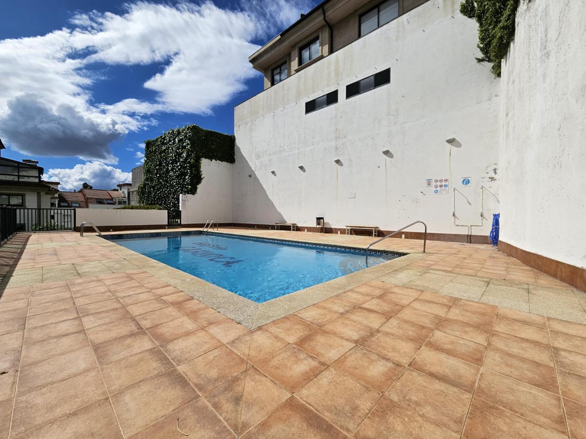 Estupendo Alojamiento En Silgar Con Piscina 산신소 외부 사진